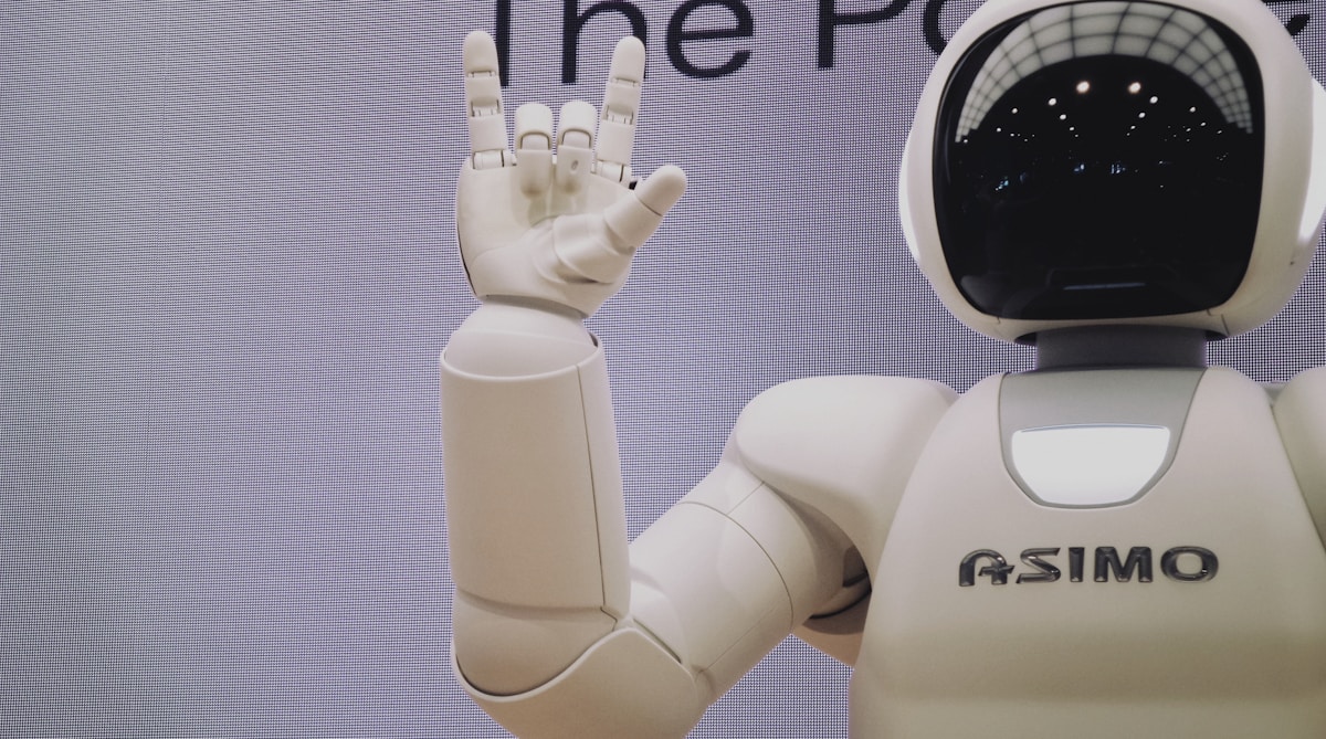 UBTECH Alpha 1 Pro Review: Consumer Humanoid Robot on Amazon UK (~£400)